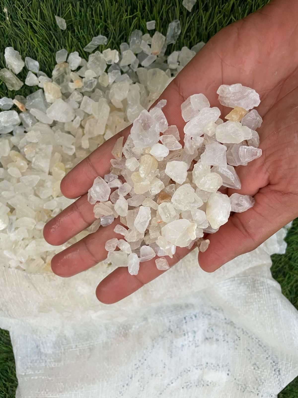 Decorative Gravel Stones – Natural Garden & Landscape Rock